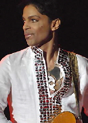 Prince_at_Coachella_2008-04-26 Micahmedia